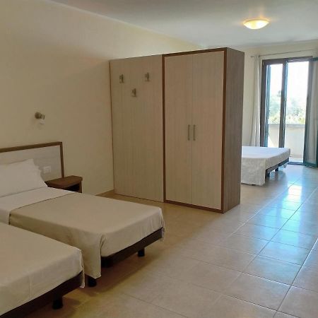 B&B Hotel Heliosウッジャーノ・ラ・キエーザ エクステリア 写真